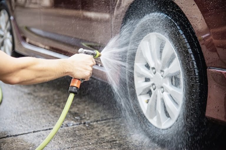 Easier Car Washing with a Coating: How to Make Life Simpler