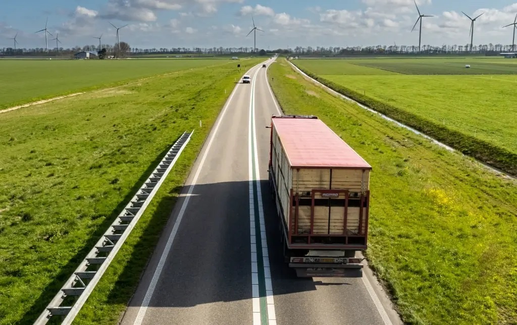 The Convenience and Benefits of Truck Renting in a Business Capacity