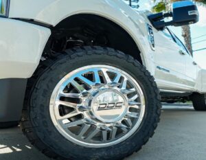Why 22-Inch Dually Wheels Are the Ideal Choice for Ford and GM Trucks