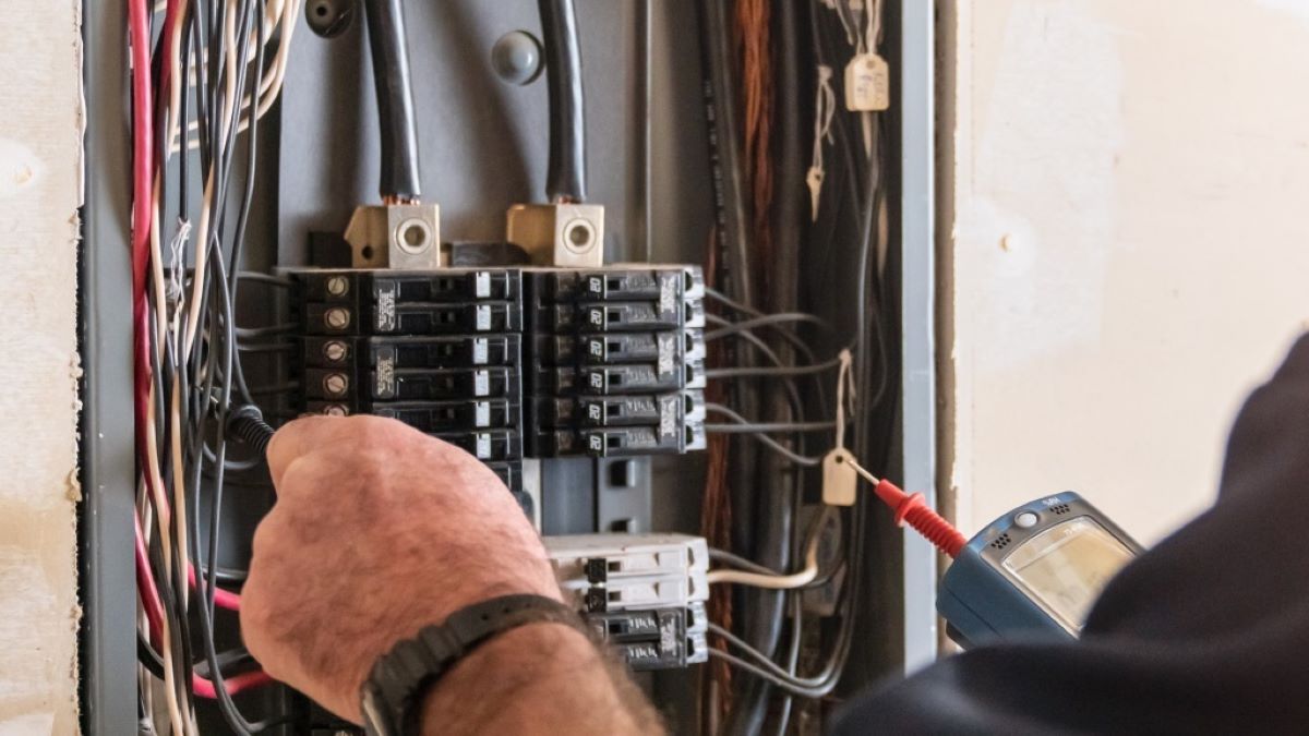 When Half Your Power Locks Quit: Troubleshooting Partial System Failures