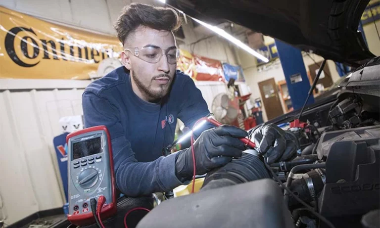 Key Warning Signs That Indicate Your Car Needs Spark Plugs Repair: Special Ideas